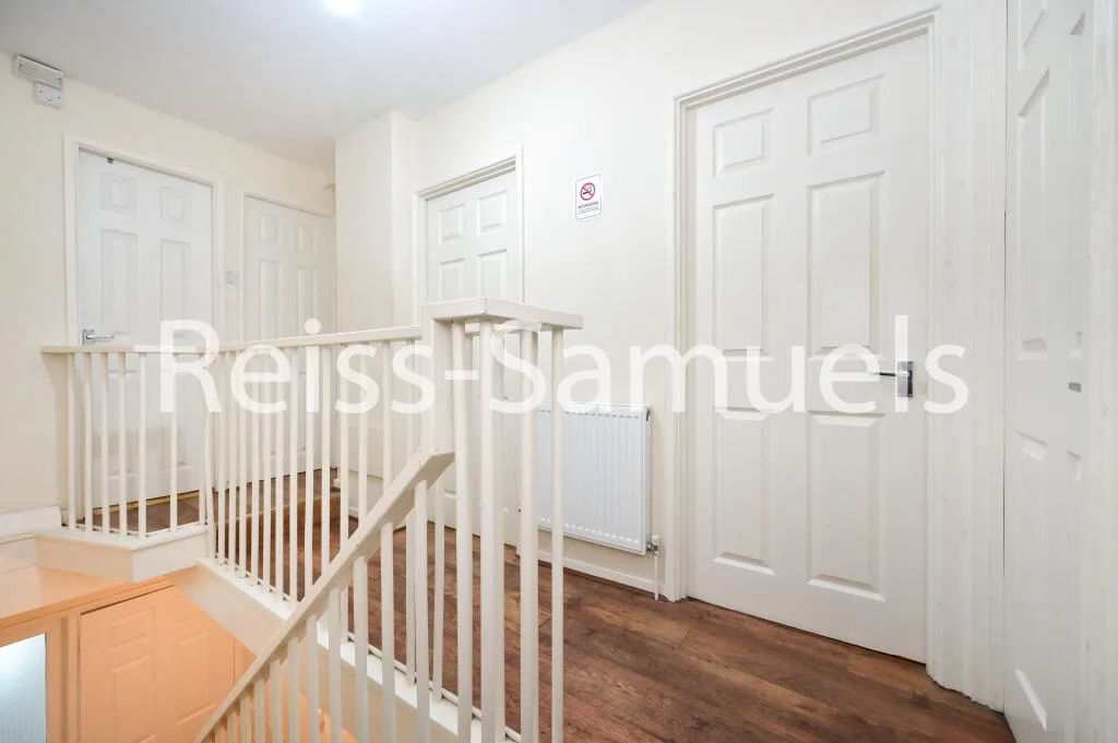 4 bedroom maisonette for rent