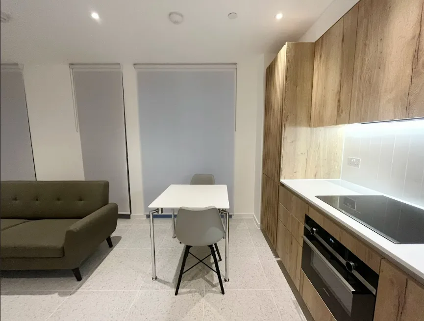 Studio flat for rent