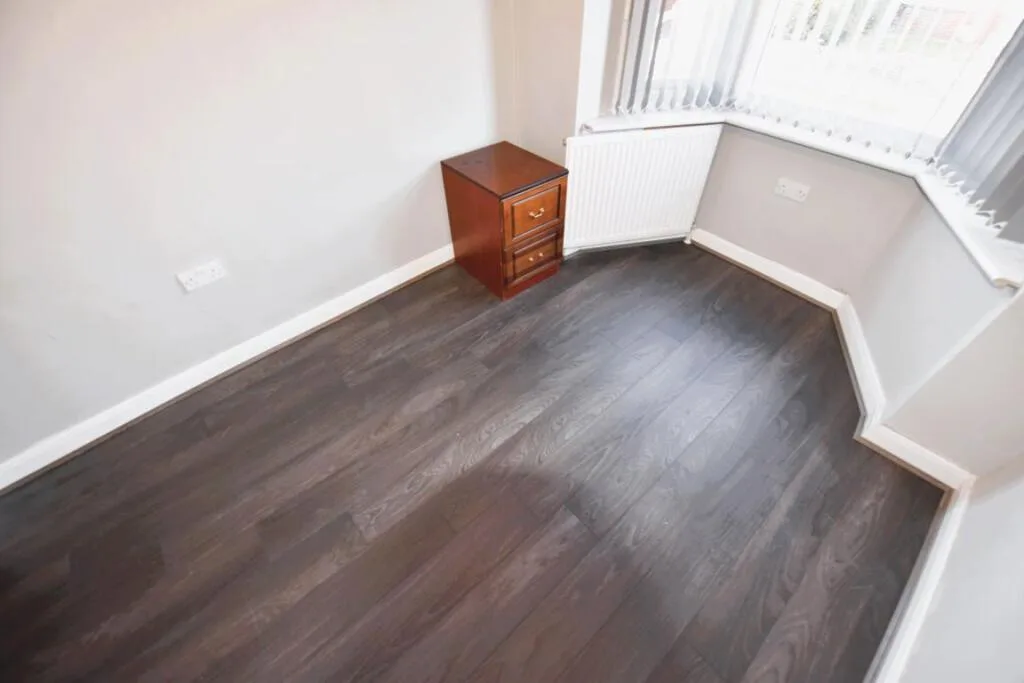 2 bedroom house for rent