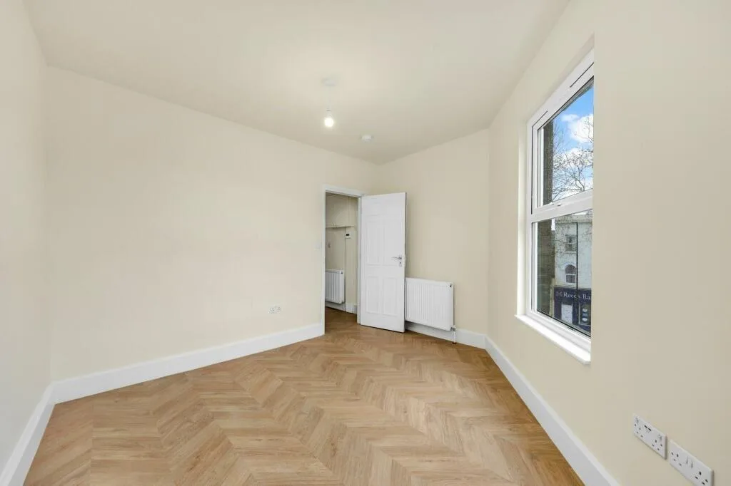 4 bedroom apartment for rent