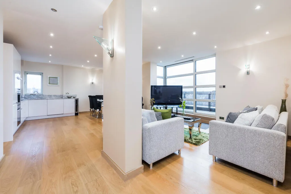 3 bedroom flat for rent