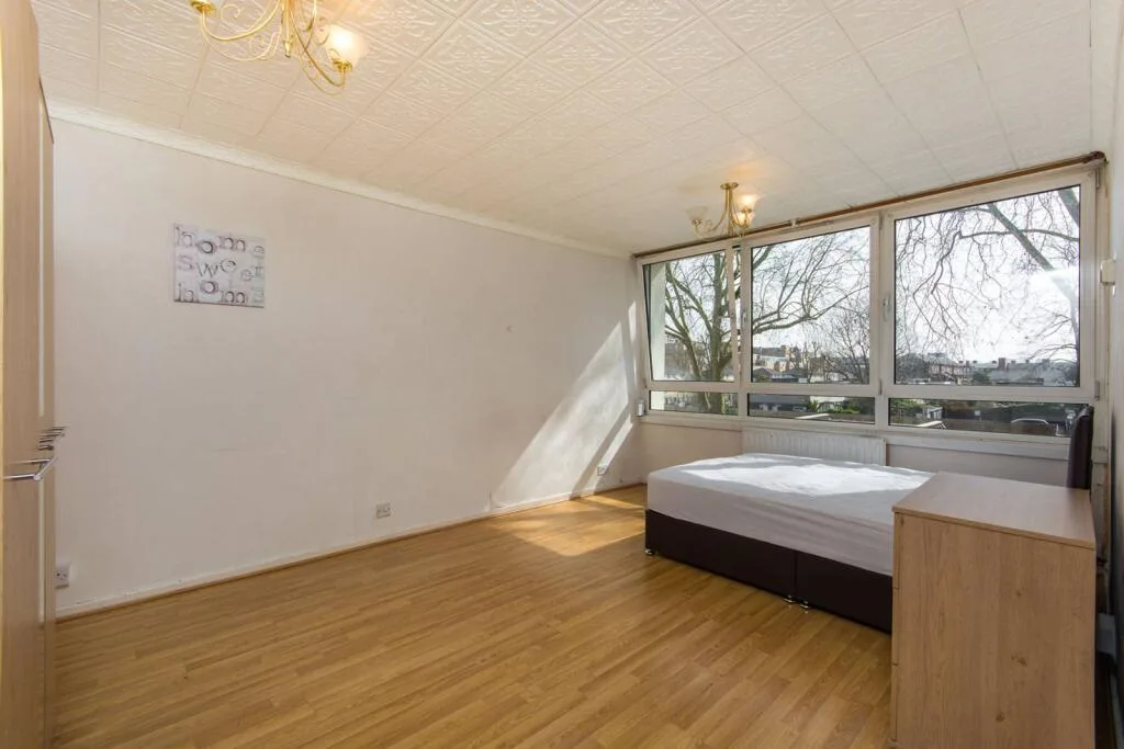 4 bedroom maisonette for rent