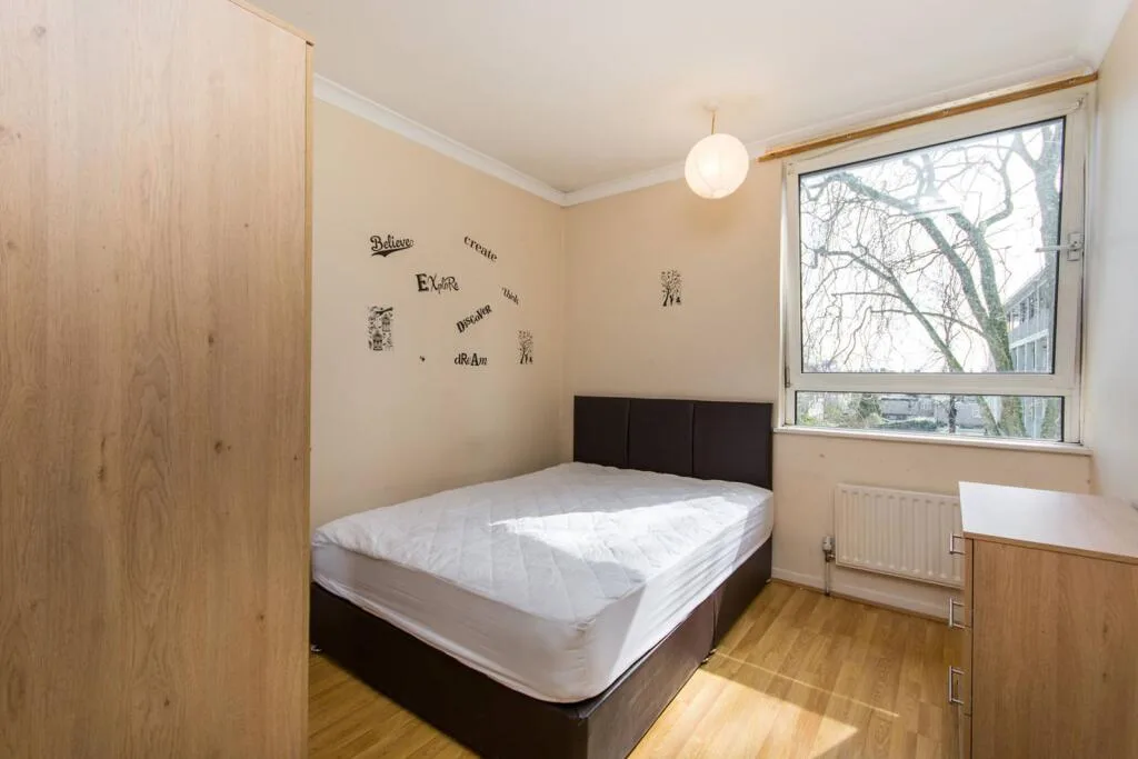 4 bedroom maisonette for rent