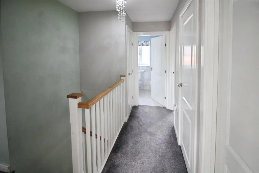 4 bedroom detached house for rent