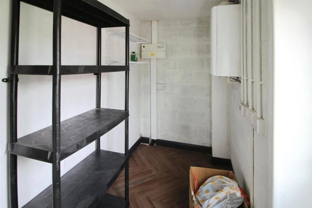 4 bedroom detached house for rent