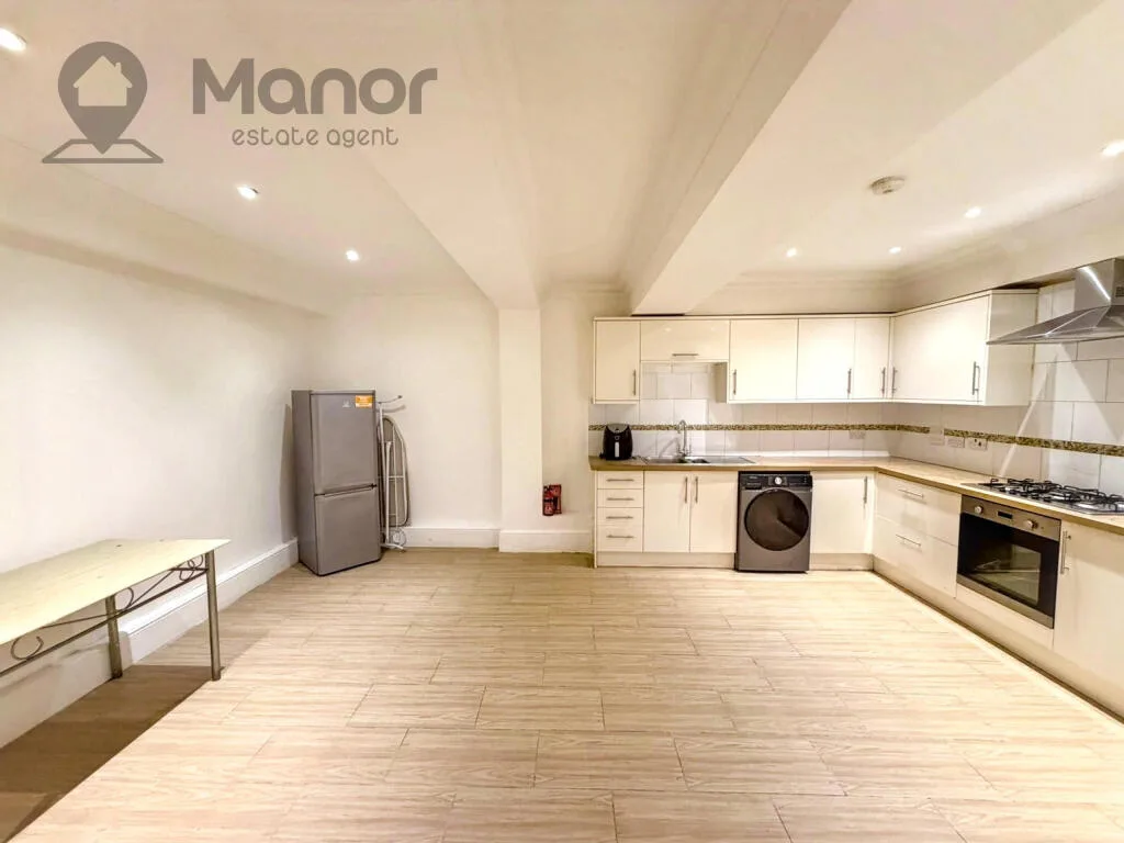 3 bedroom apartment for rent
