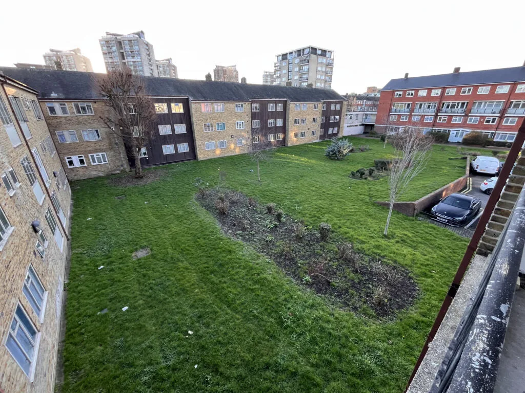3 bedroom flat for rent