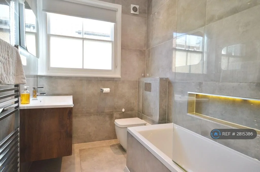 3 bedroom flat for rent