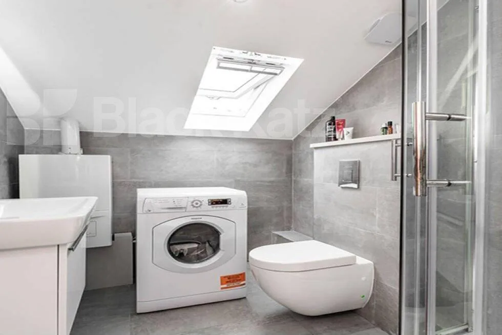 4 bedroom flat for rent