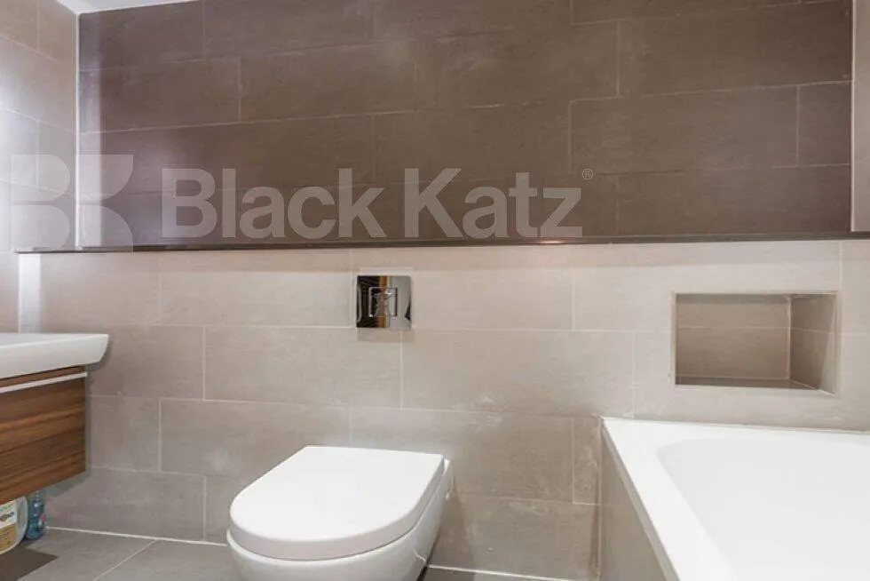 4 bedroom flat for rent
