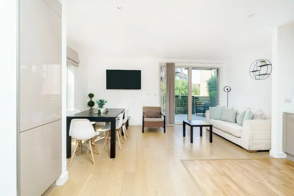 3 bedroom flat for rent