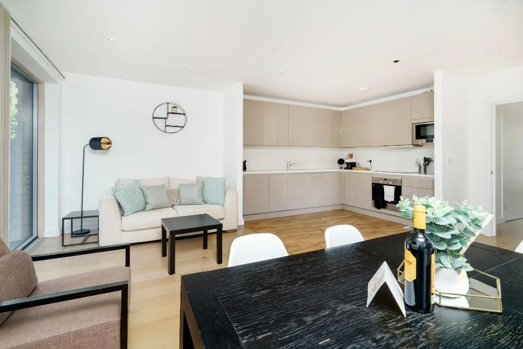 3 bedroom flat for rent