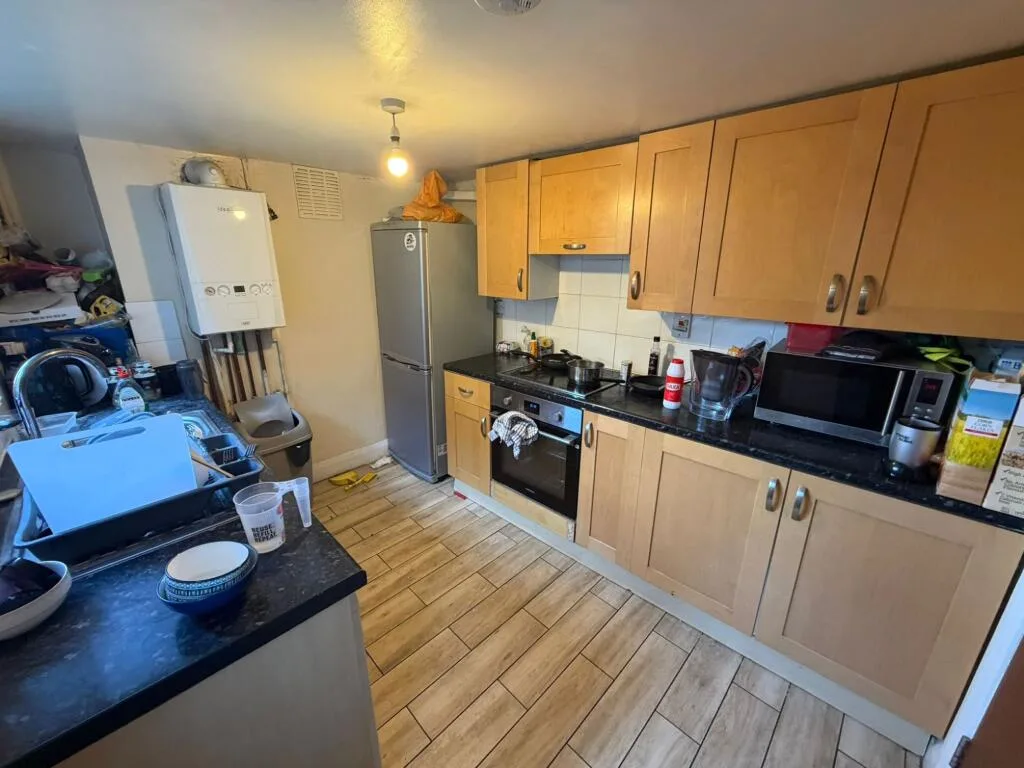 4 bedroom flat for rent