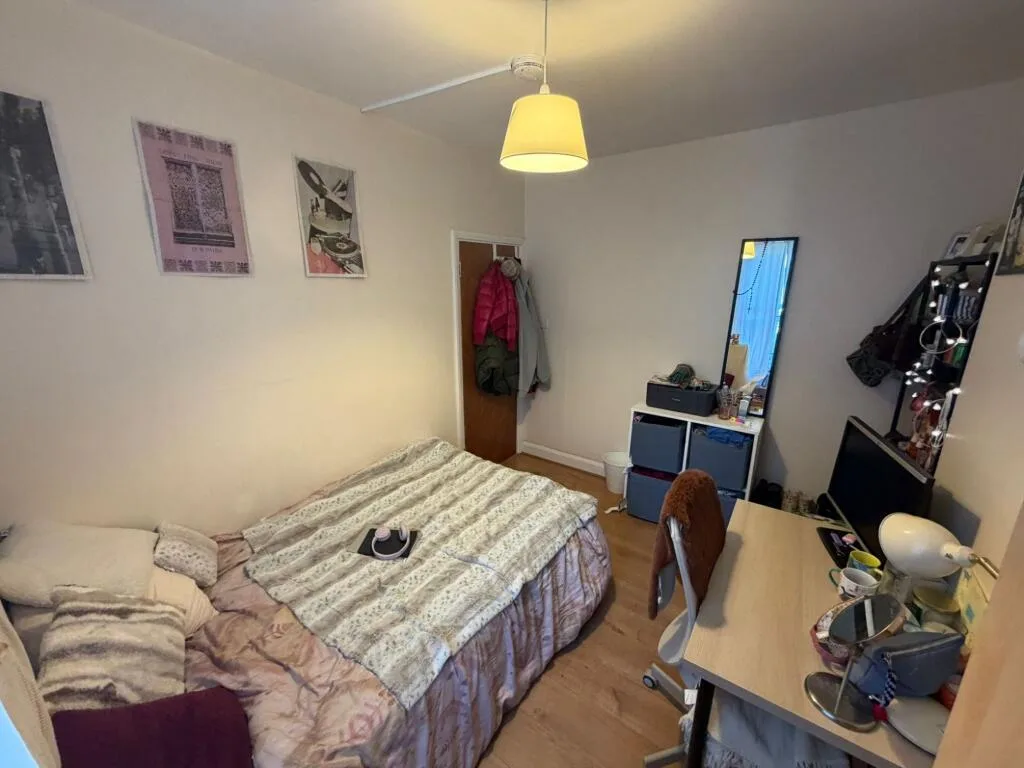 4 bedroom flat for rent