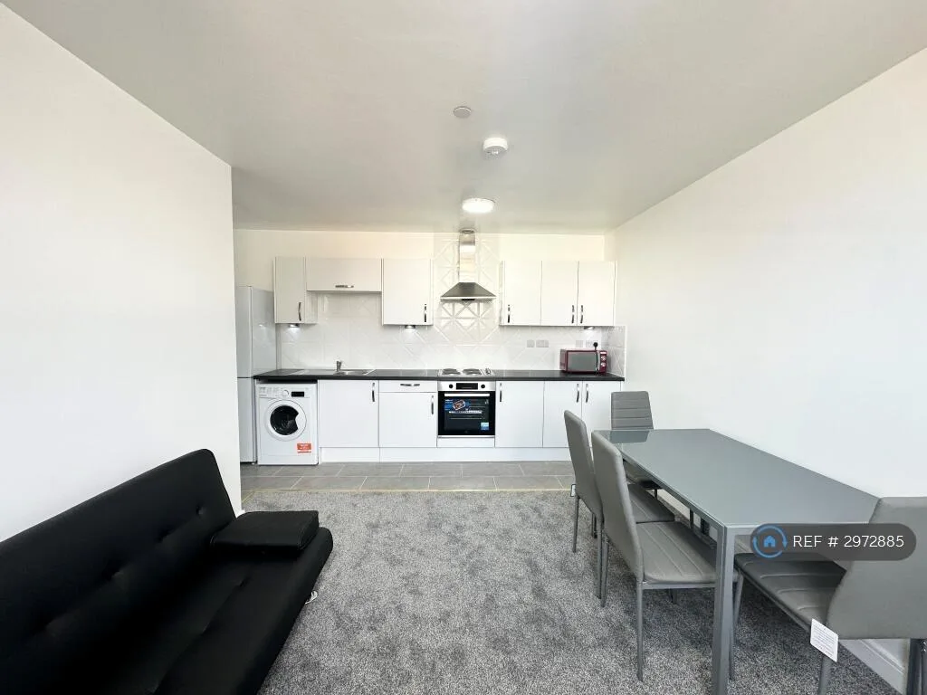 2 bedroom flat for rent