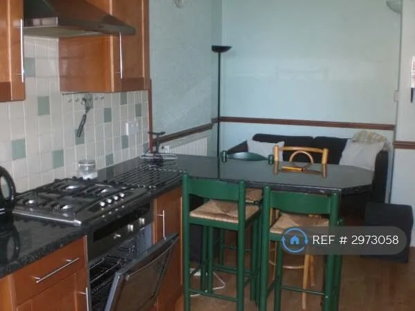 4 bedroom flat for rent