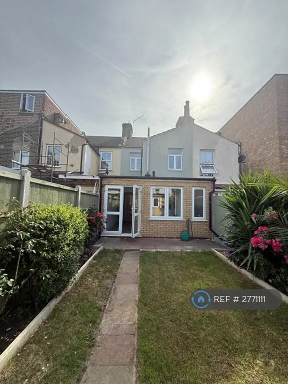 2 bedroom terraced house for rent