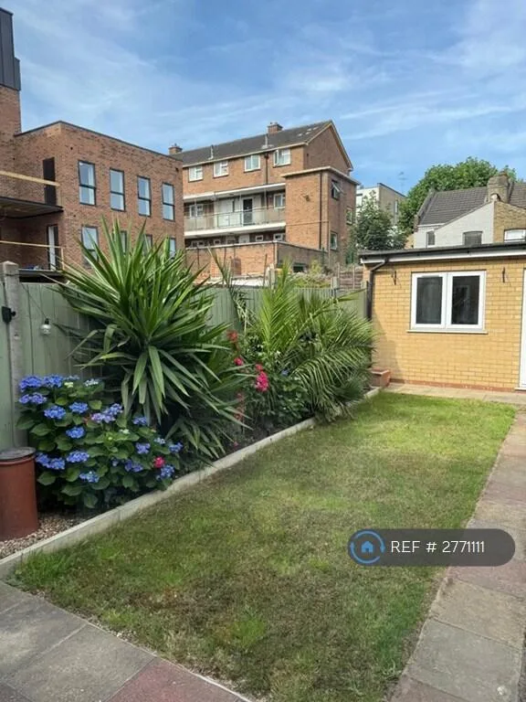 2 bedroom terraced house for rent