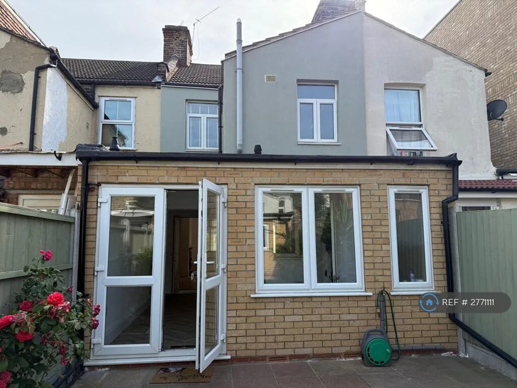 2 bedroom terraced house for rent