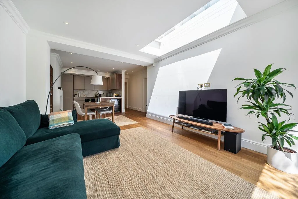 2 bedroom detached house for rent