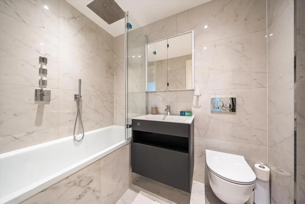 2 bedroom detached house for rent