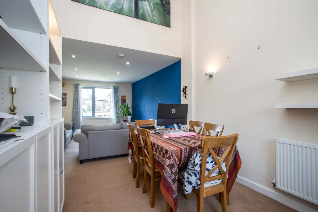 2 bedroom duplex for rent