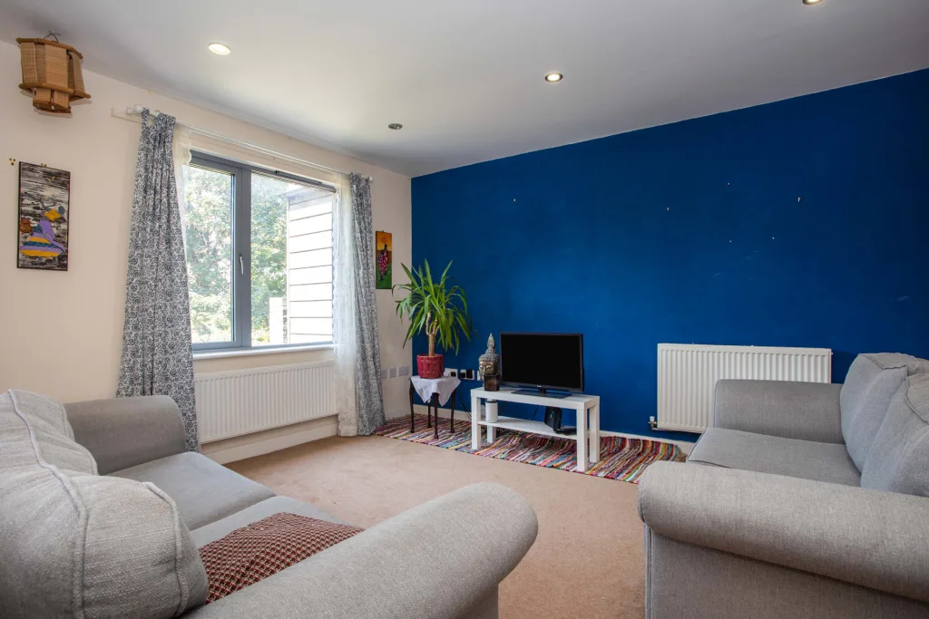 2 bedroom duplex for rent
