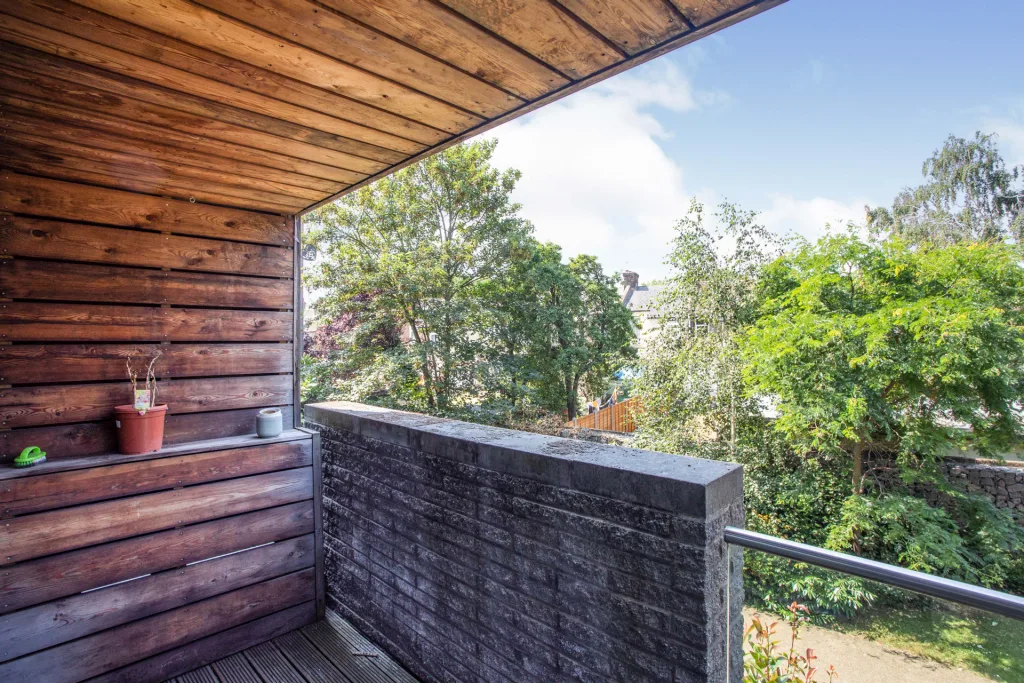 2 bedroom duplex for rent