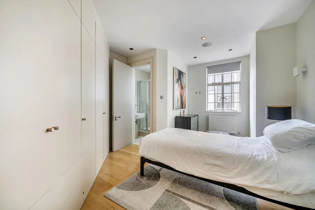 3 bedroom flat for rent