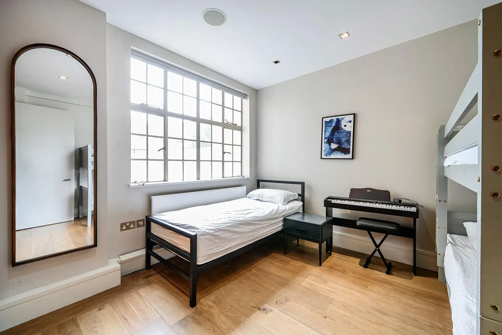 3 bedroom flat for rent