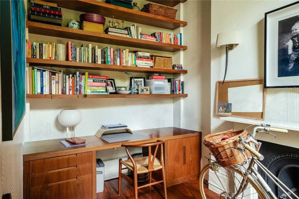 5 bedroom terraced house for rent