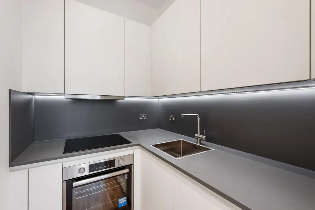 Ground floor studio flat for rent
