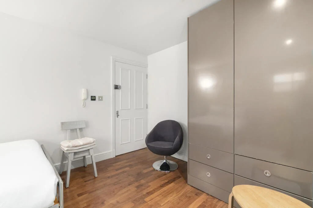 Studio flat for rent