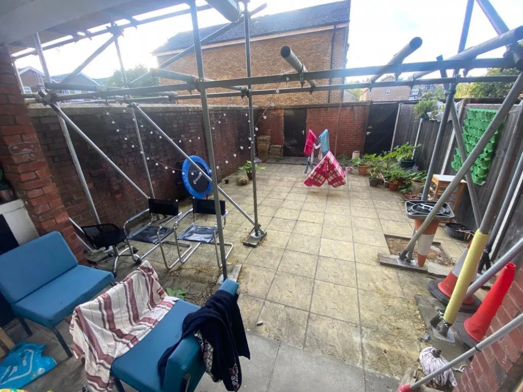 3 bedroom flat for rent