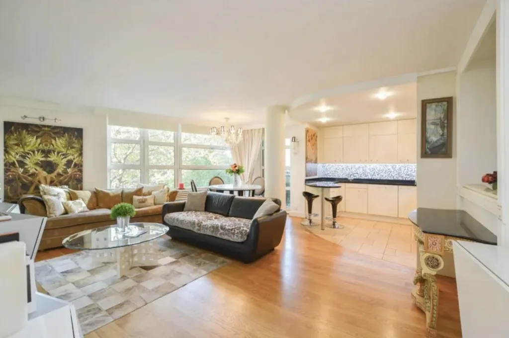 2 bedroom flat for rent