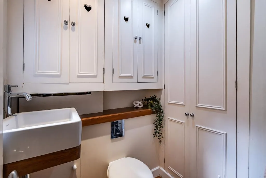 3 bedroom mews property for rent