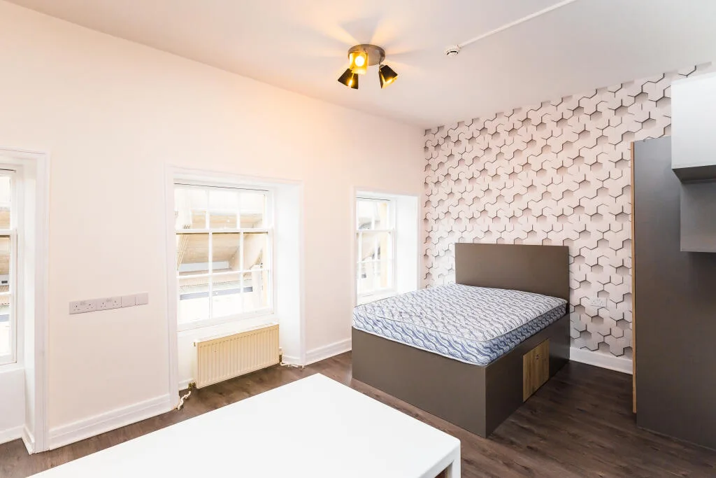 Studio flat for rent