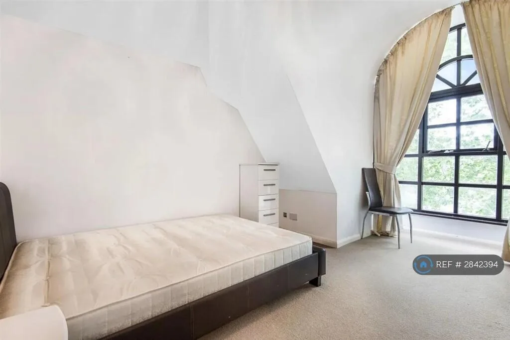 1 bedroom house share for rent