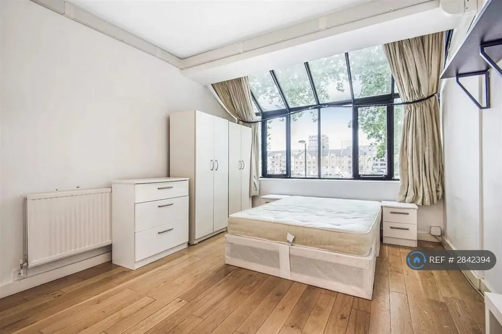 1 bedroom house share for rent