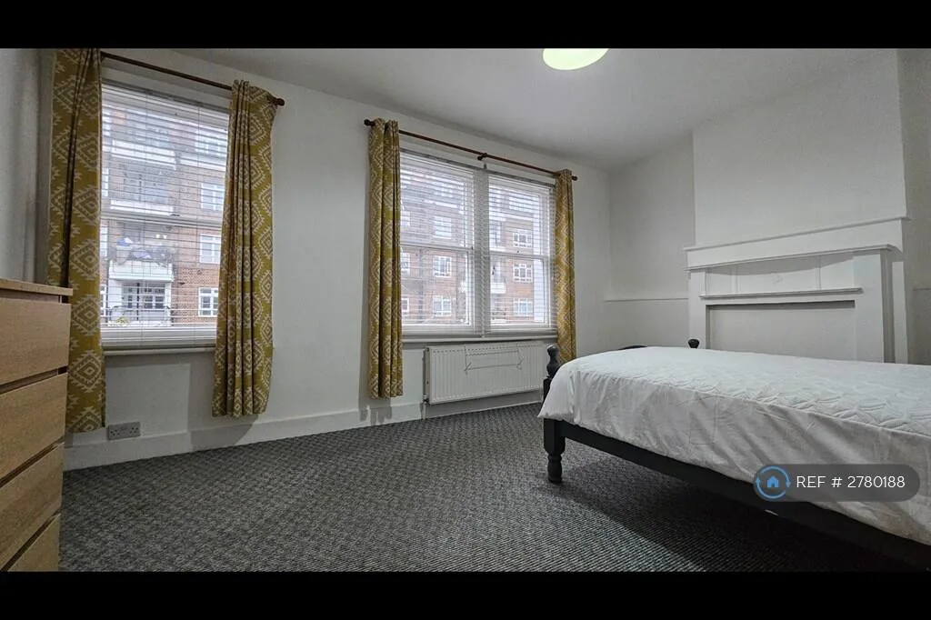 4 bedroom semi-detached house for rent