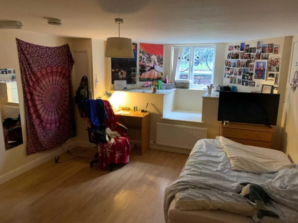 5 bedroom flat for rent