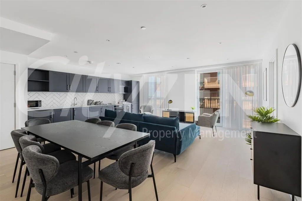 3 bedroom flat for rent