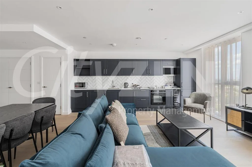 3 bedroom flat for rent