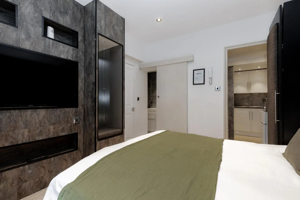 Studio flat for rent