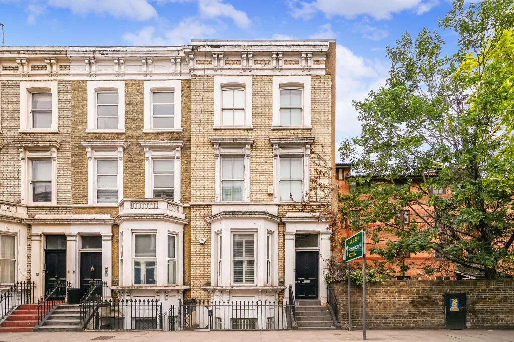 3 bedroom maisonette for rent