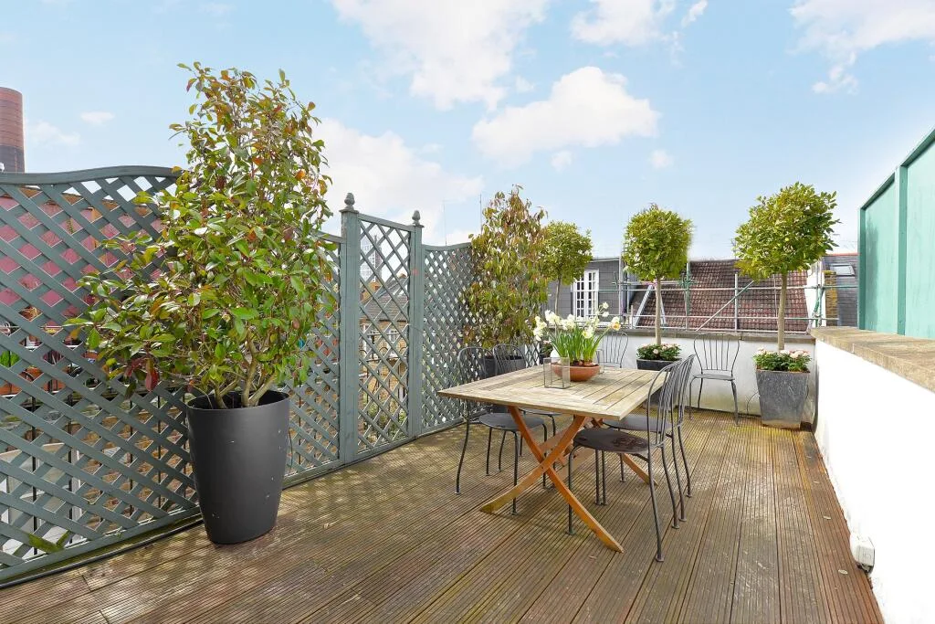 3 bedroom flat for rent