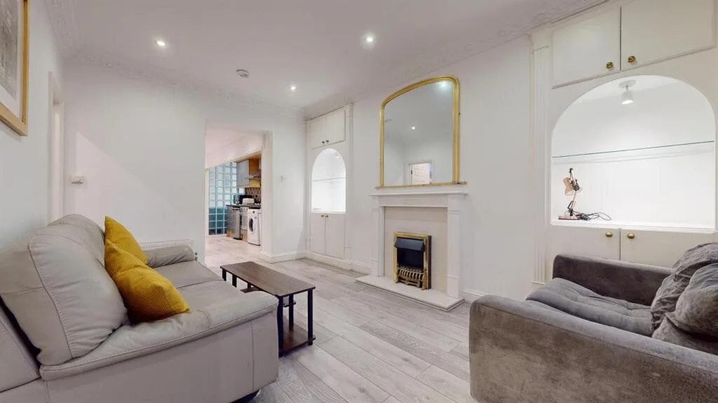 2 bedroom flat for rent