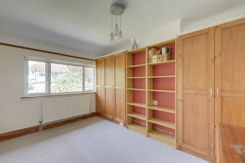 3 bedroom semi-detached house for rent