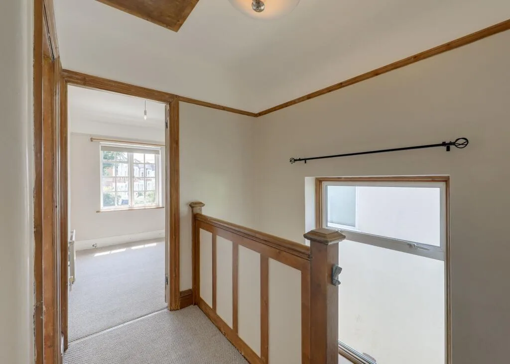 3 bedroom semi-detached house for rent