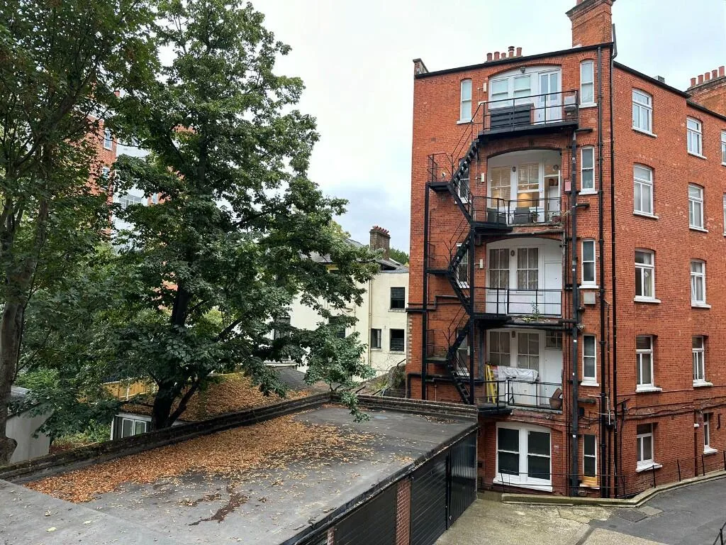Studio flat for rent